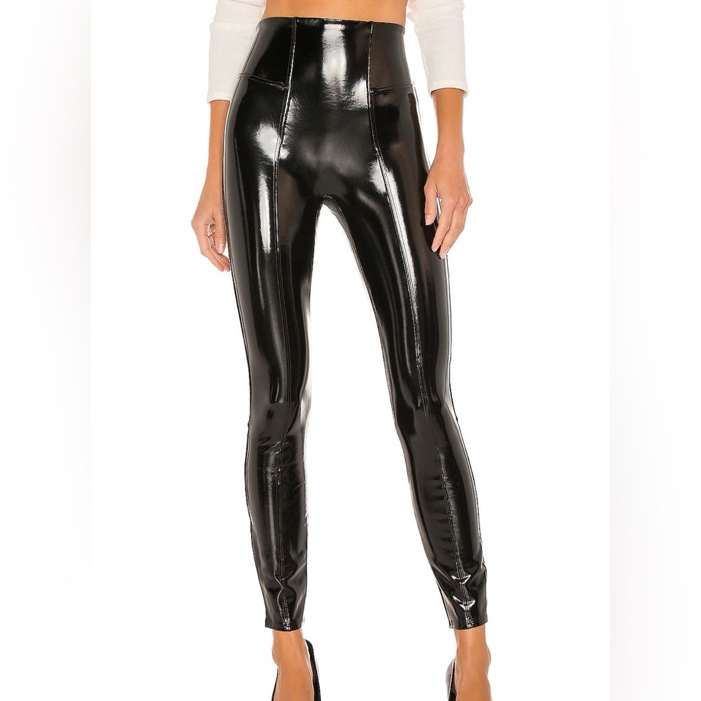 SPANX Faux Patent Leather Leggings in Classic Black Small